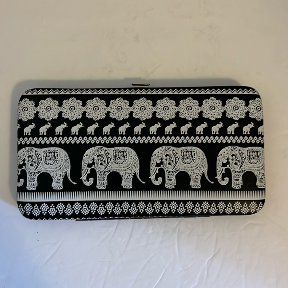 Elephant Wallet